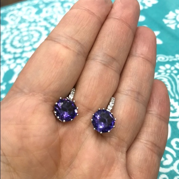 NEW!💙💎PURPLE💜ZIRCON!💎💙GORGEOUS HOOP EARRINGS! - Picture 5 of 7